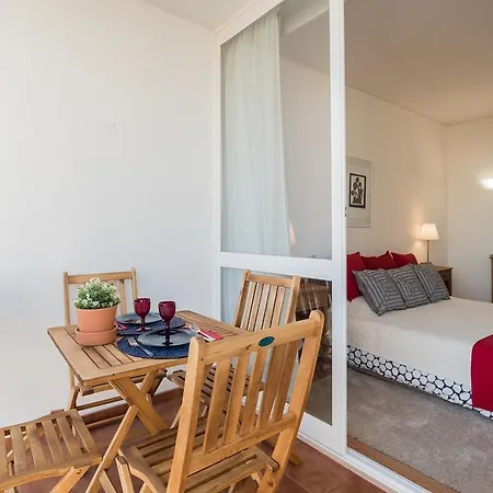 Apartment - Avenida Infante D. Henrique