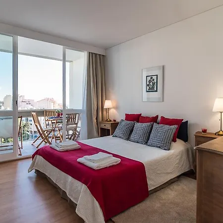 Apartment - Avenida Infante D. Henrique